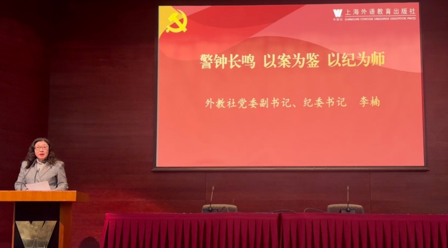 李楠_副本.jpg